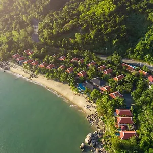 **** Resort Son Tra & Vietnam