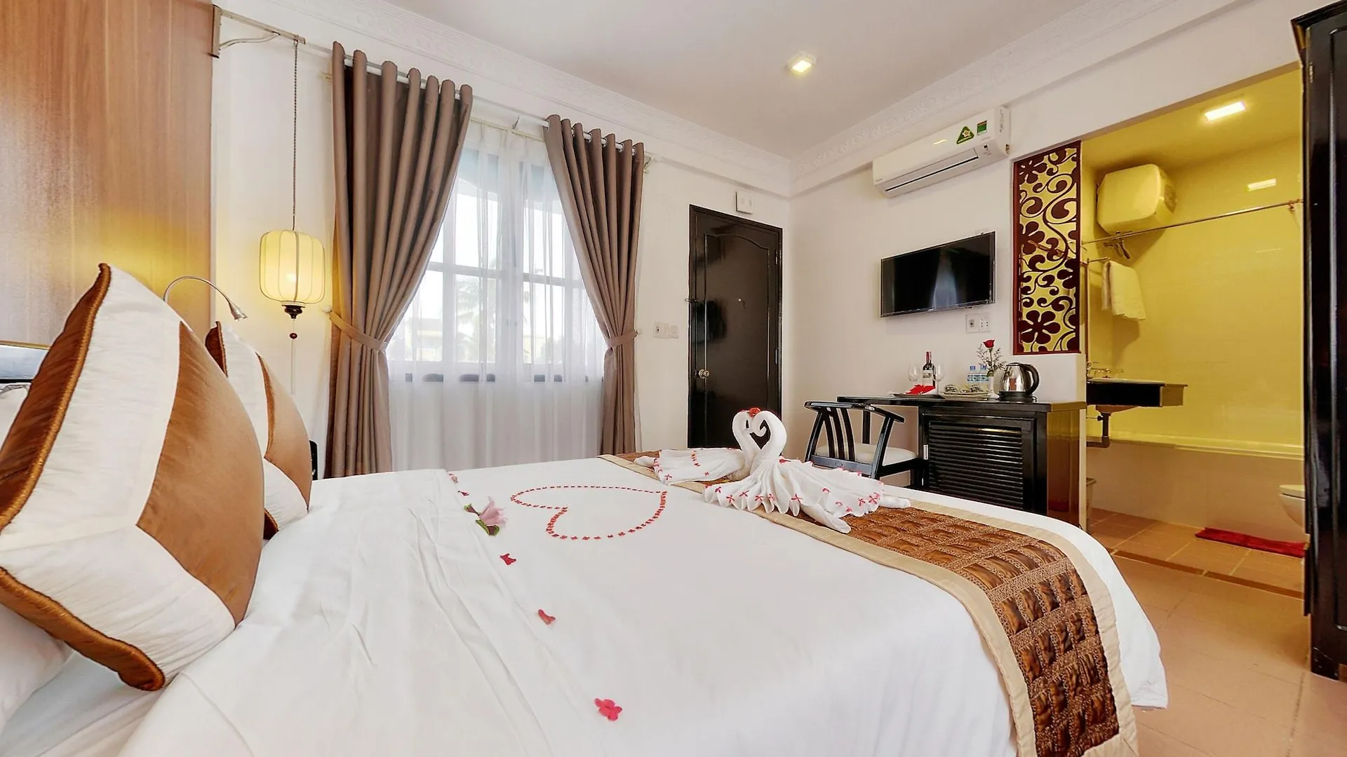 Hai Yen Hotel Hoi An 2*,